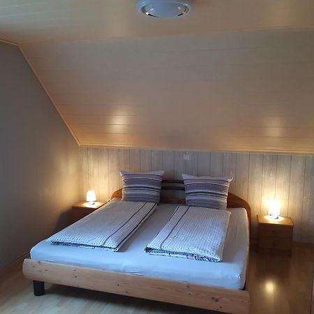 Ferienwohnung van den Berg Rees Buitenkant foto