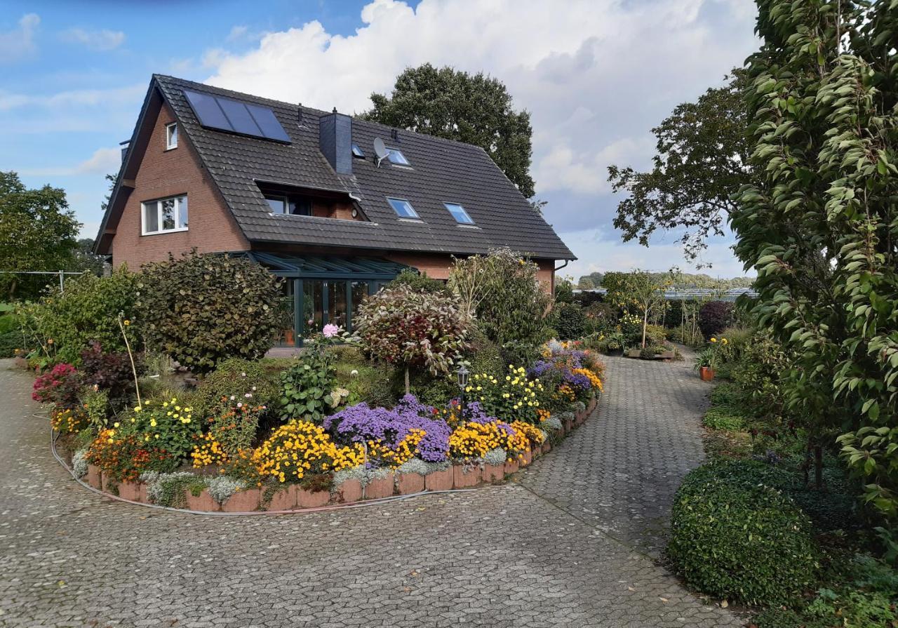 Ferienwohnung van den Berg Rees Buitenkant foto